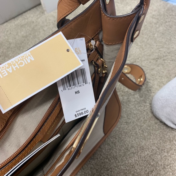 Michael Kors bag - Picture 3 of 4